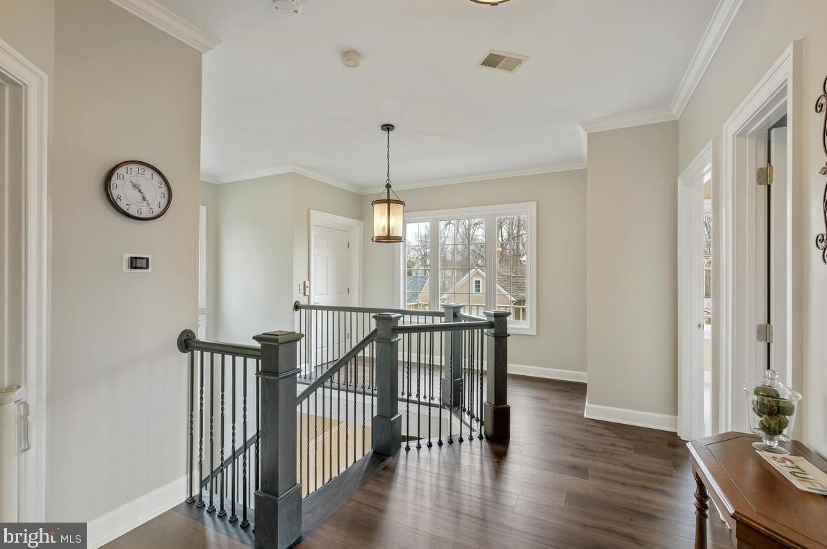 135 Treehaven St, Gaithersburg MD  20878-5748 exterior