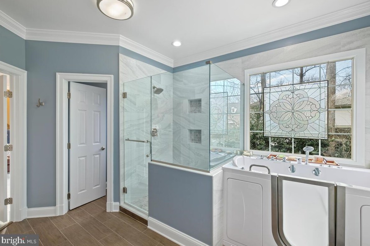 135 Treehaven St, Gaithersburg MD  20878-5748 exterior