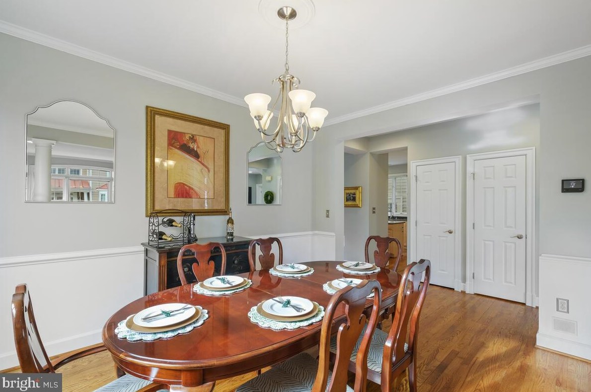 135 Treehaven St, Gaithersburg MD  20878-5748 exterior