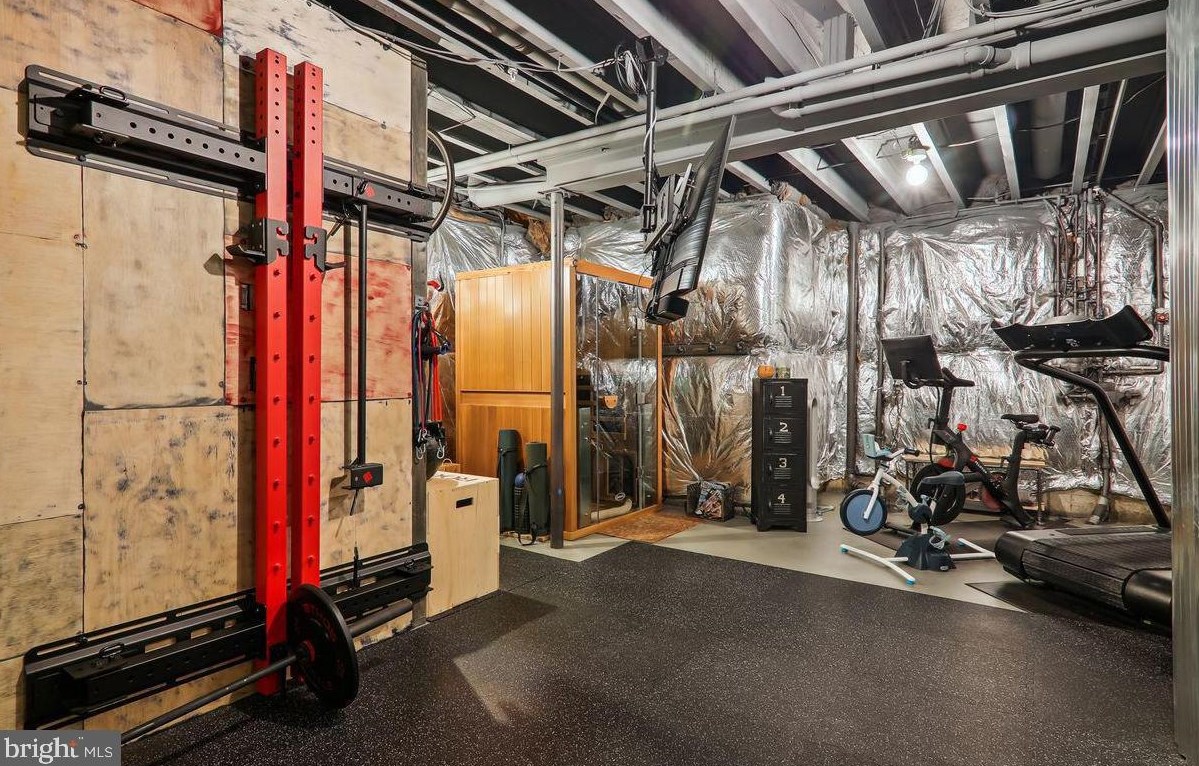 18613 Strawberry Knoll Rd, Gaithersburg MD  20879 exterior