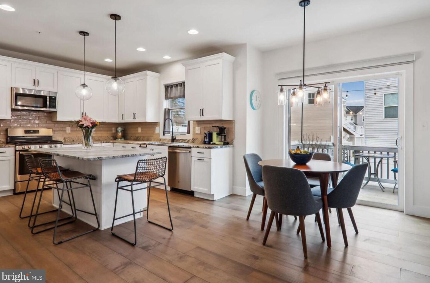 18613 Strawberry Knoll Rd, Gaithersburg MD  20879 exterior