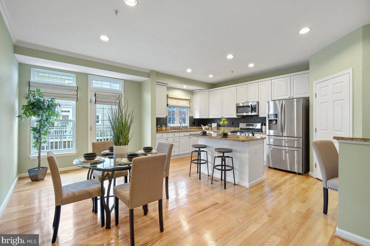 607 Gatestone St, Gaithersburg MD  20878-2187 exterior