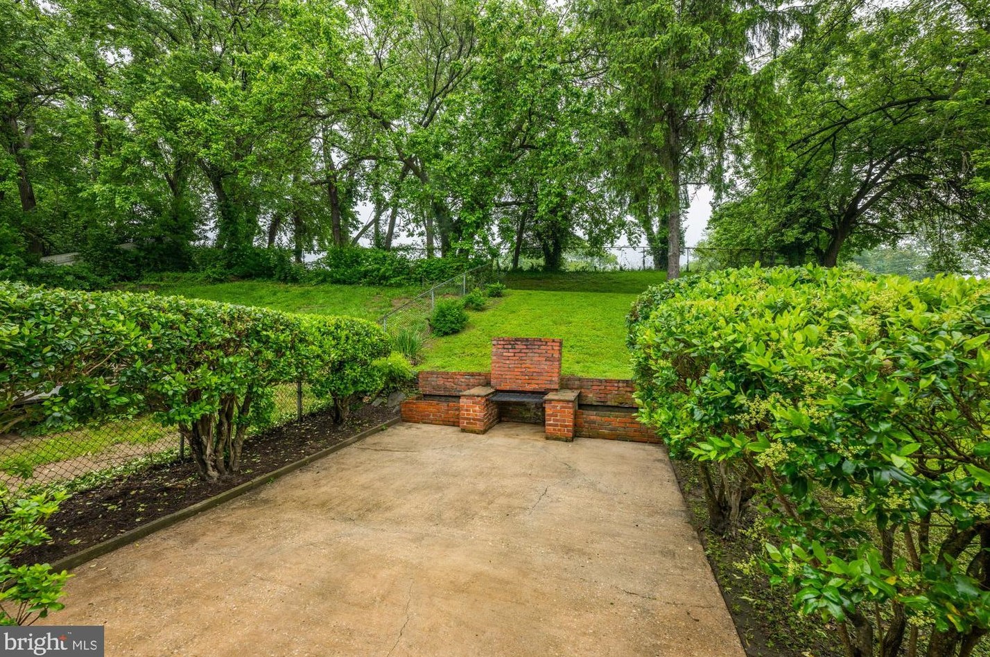 12503 Barbara Rd, Silver Spring MD 20906-4434 exterior