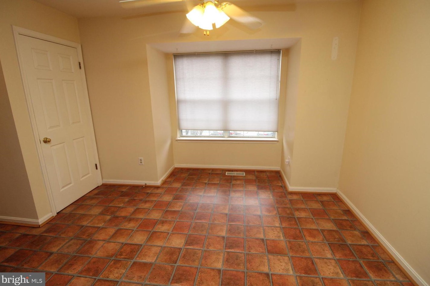 1602 Tanyard Hill Rd, Gaithersburg MD 20879-3210 exterior