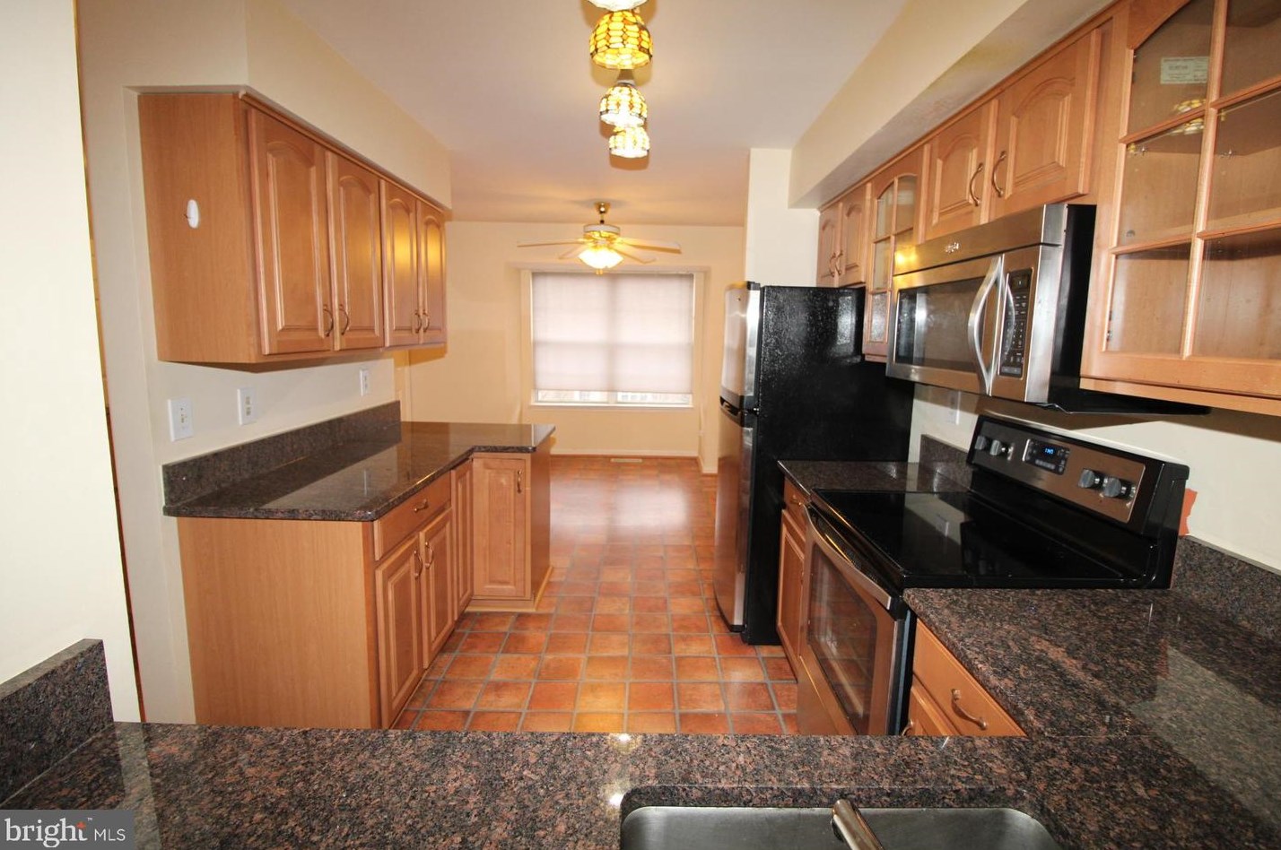 1602 Tanyard Hill Rd, Gaithersburg MD 20879-3210 exterior