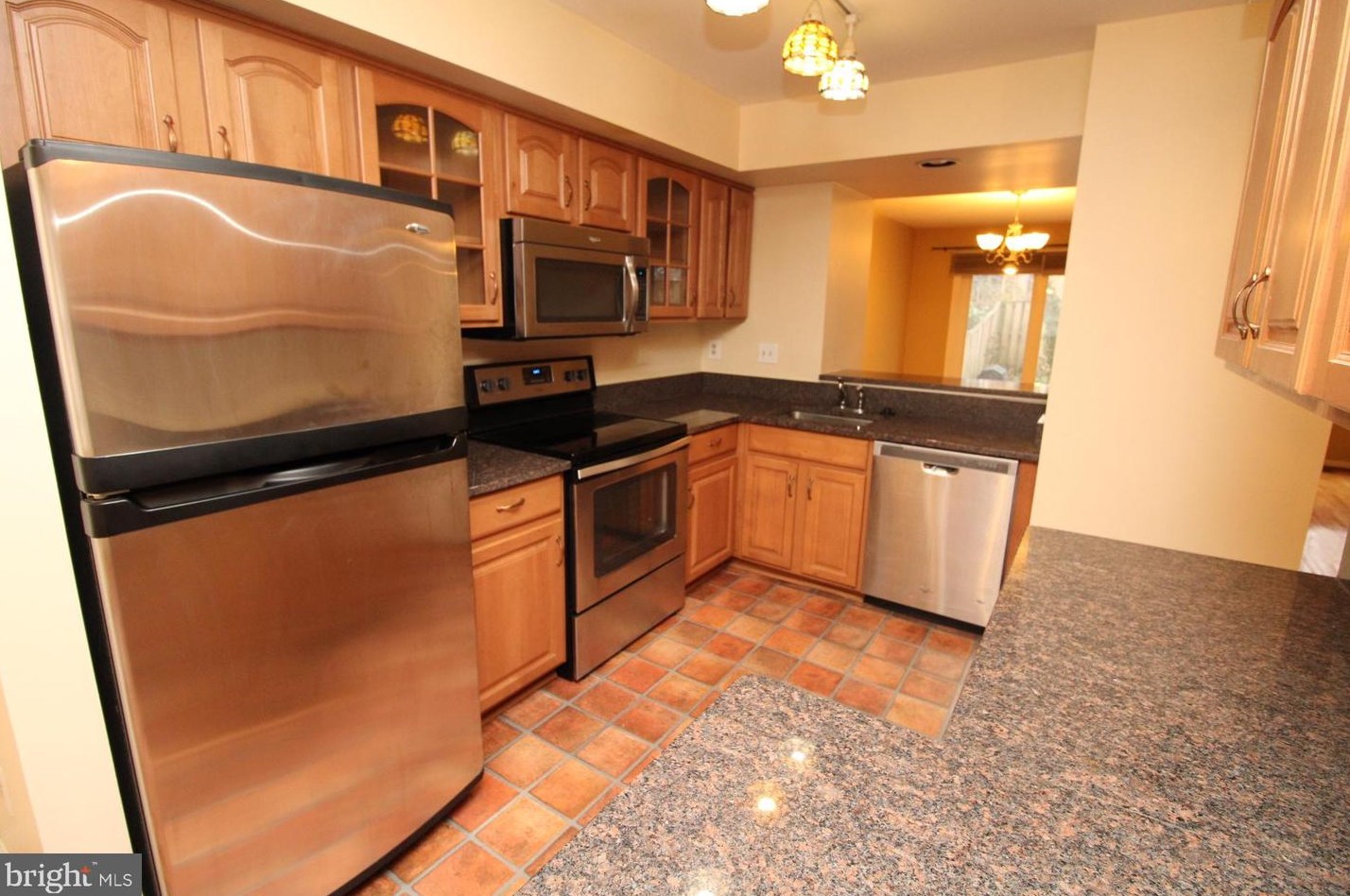 1602 Tanyard Hill Rd, Gaithersburg MD 20879-3210 exterior