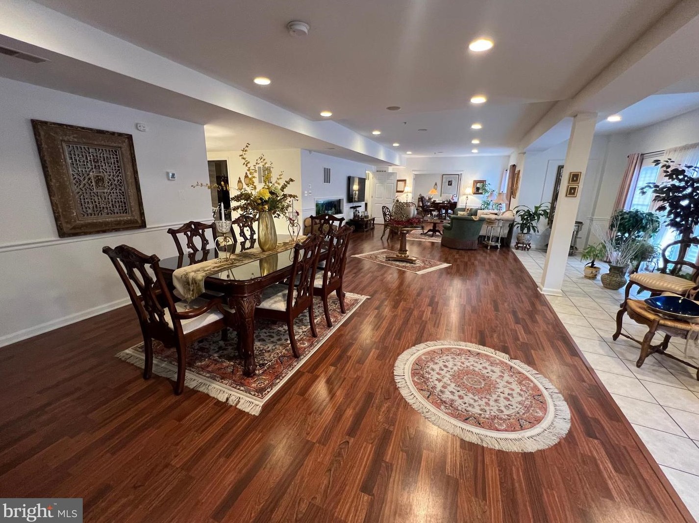 200 Long Trail Ln, Rockville MD 20850-7771 exterior