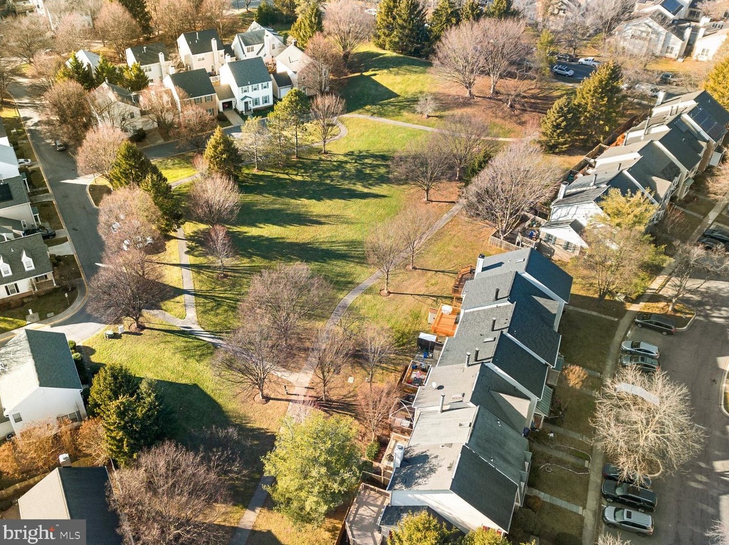 8628 Fountain Valley Dr, Gaithersburg MD  20886-5673 exterior