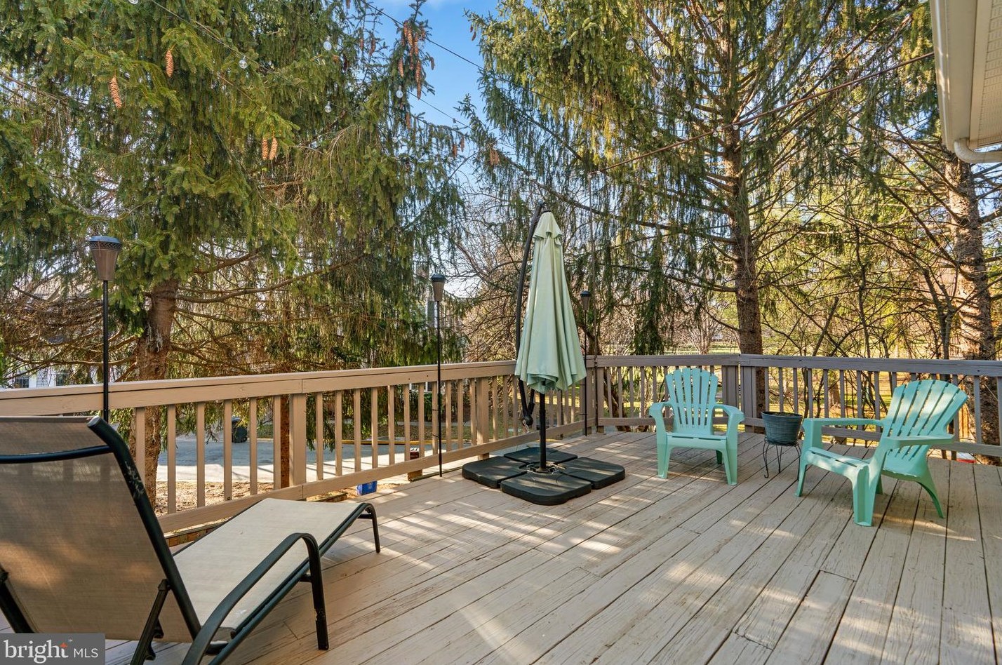 8628 Fountain Valley Dr, Gaithersburg MD  20886-5673 exterior