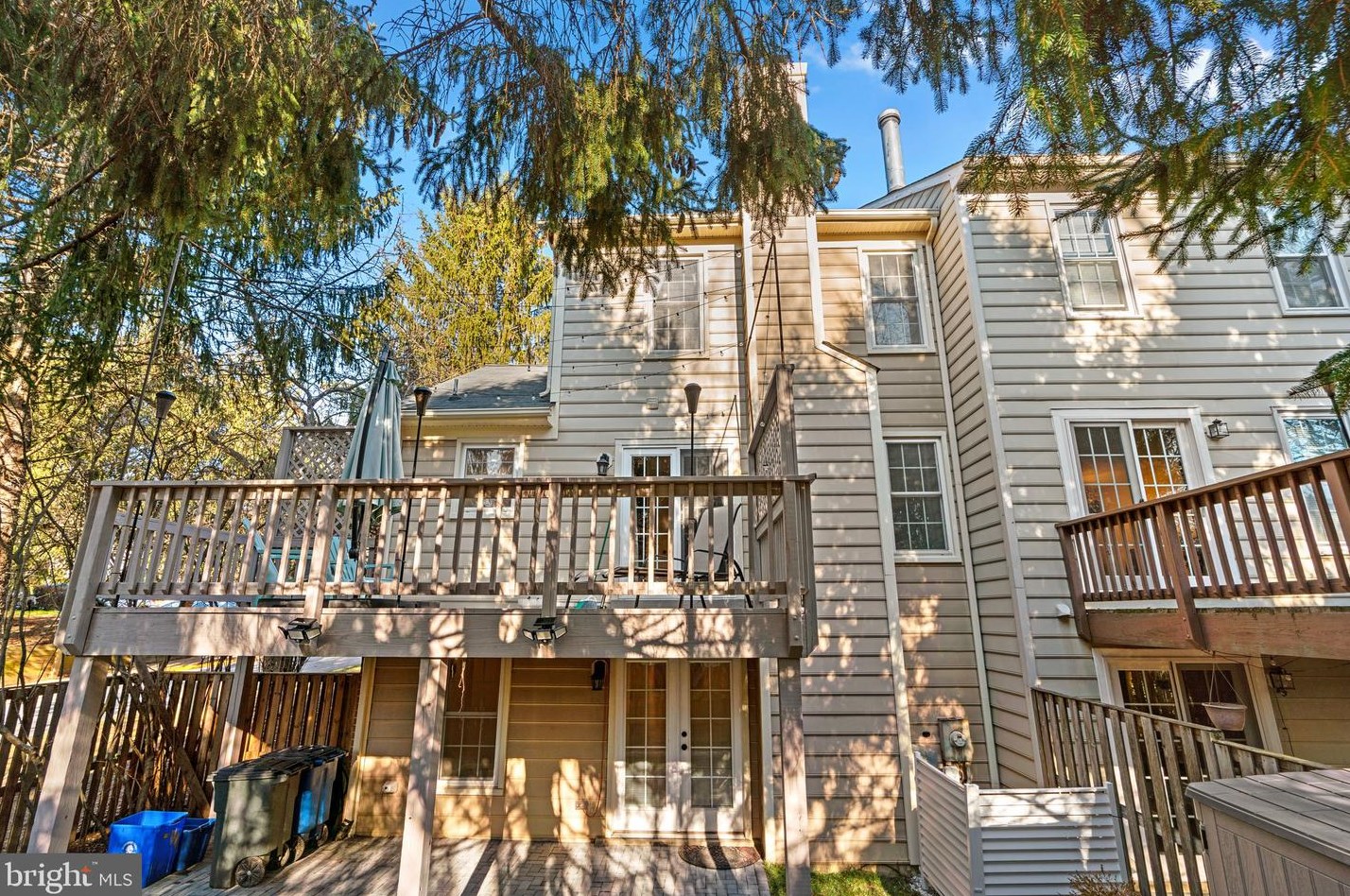 8628 Fountain Valley Dr, Gaithersburg MD  20886-5673 exterior