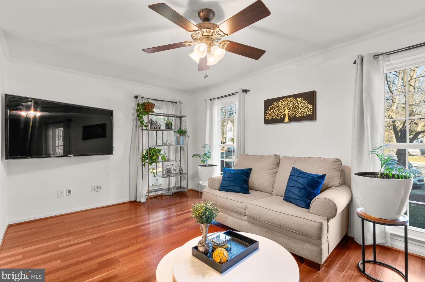 8628 Fountain Valley Dr, Gaithersburg MD  20886-5673 exterior