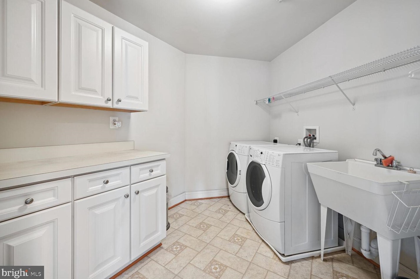 17610 Auburn Village Dr, Sandy Spring MD  20860-1045 exterior