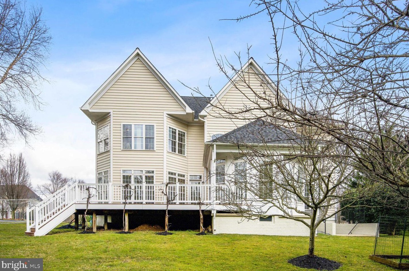 17610 Auburn Village Dr, Sandy Spring MD  20860-1045 exterior