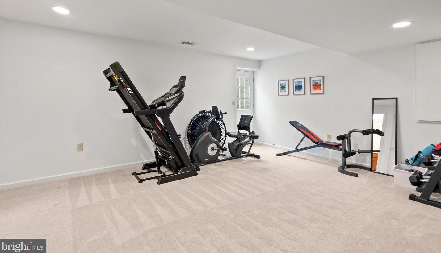 4208 Thorncroft Ter, Olney MD  20832-2950 exterior