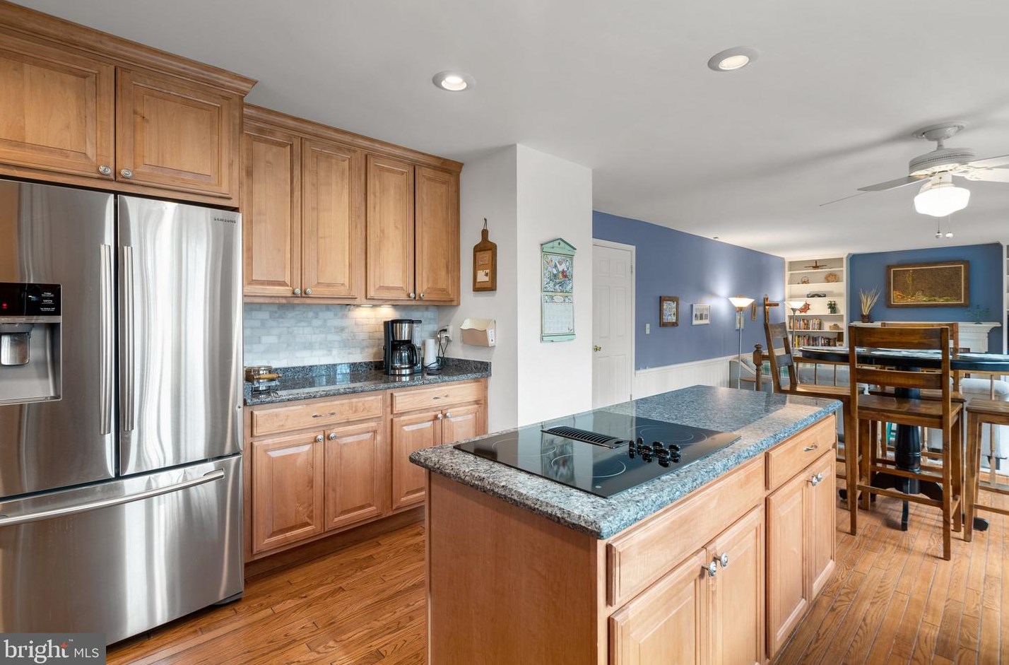 4208 Thorncroft Ter, Olney MD  20832-2950 exterior