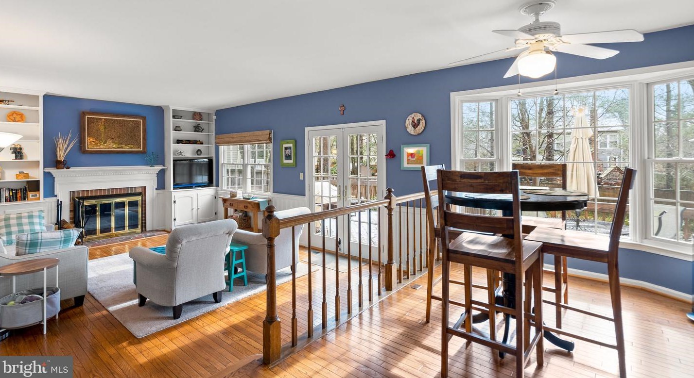 4208 Thorncroft Ter, Olney MD  20832-2950 exterior