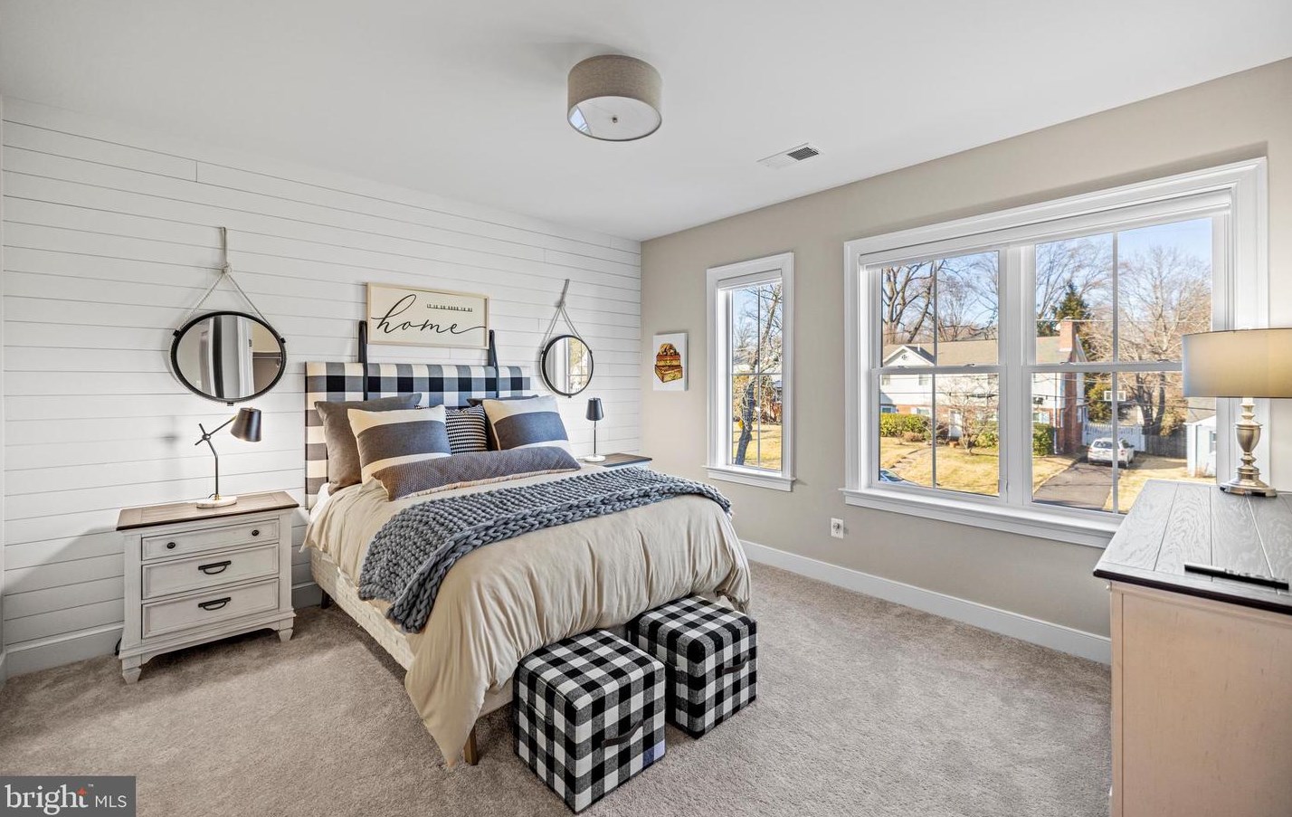 5816 Kingswood Rd, Bethesda MD 20814-1822 exterior