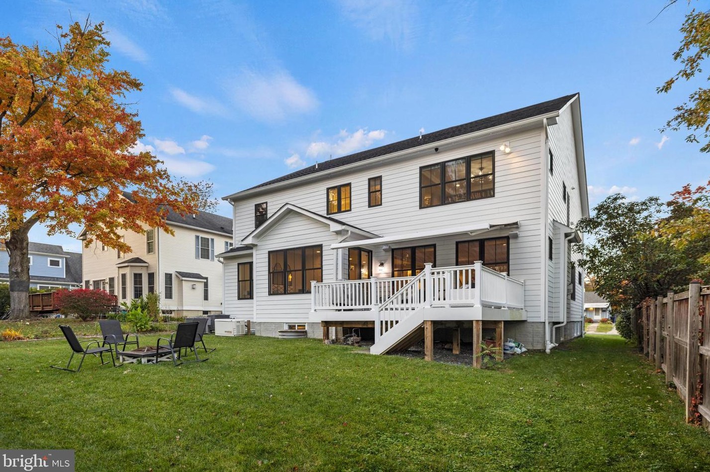 5816 Kingswood Rd, Bethesda MD 20814-1822 exterior