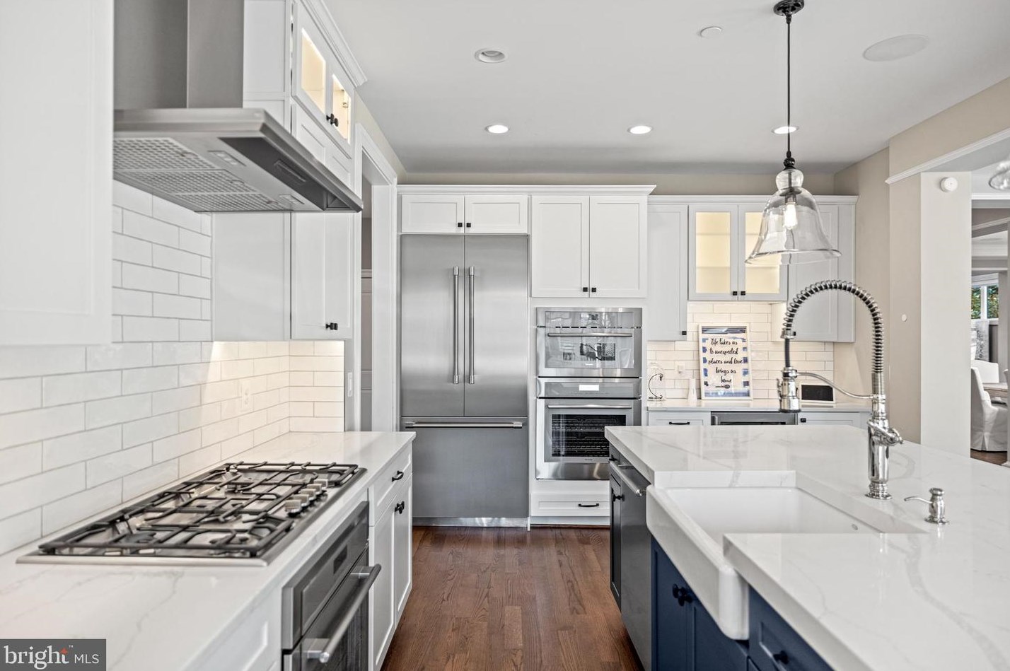 5816 Kingswood Rd, Bethesda MD 20814-1822 exterior