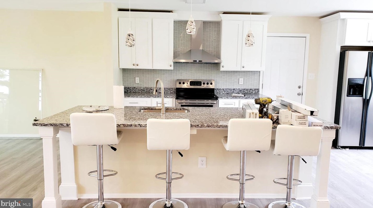 25004 Woodfield School Rd, Gaithersburg MD  20882-3711 exterior