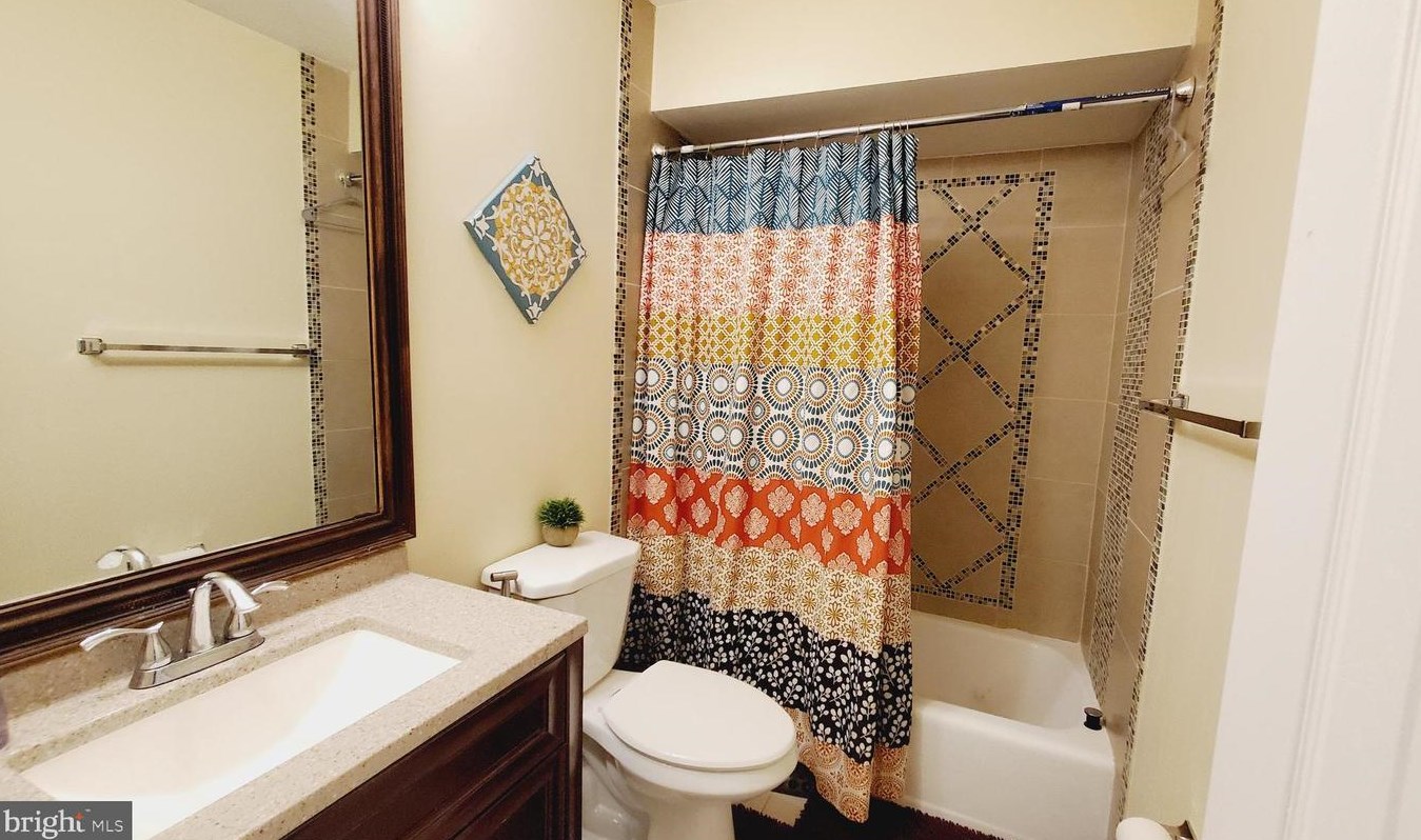 25004 Woodfield School Rd, Gaithersburg MD  20882-3711 exterior