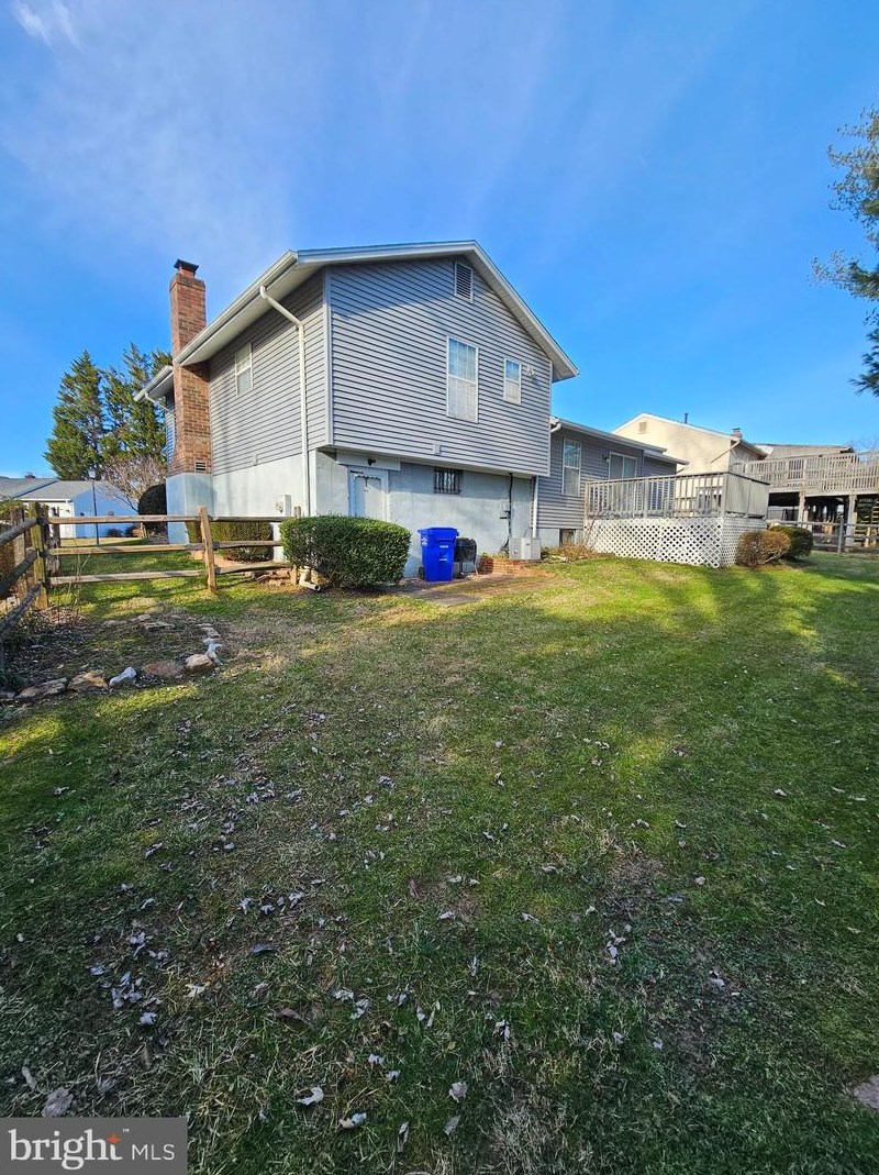 18309 Gardenia Way, Gaithersburg MD  20879-4655 exterior