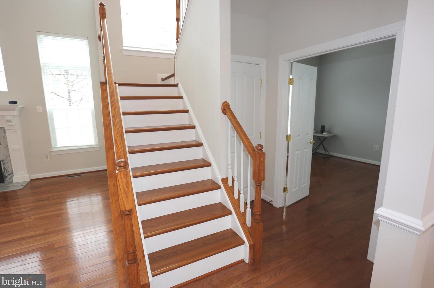 13603 Gum Spg Dr, Rockville MD 20850-3587 exterior