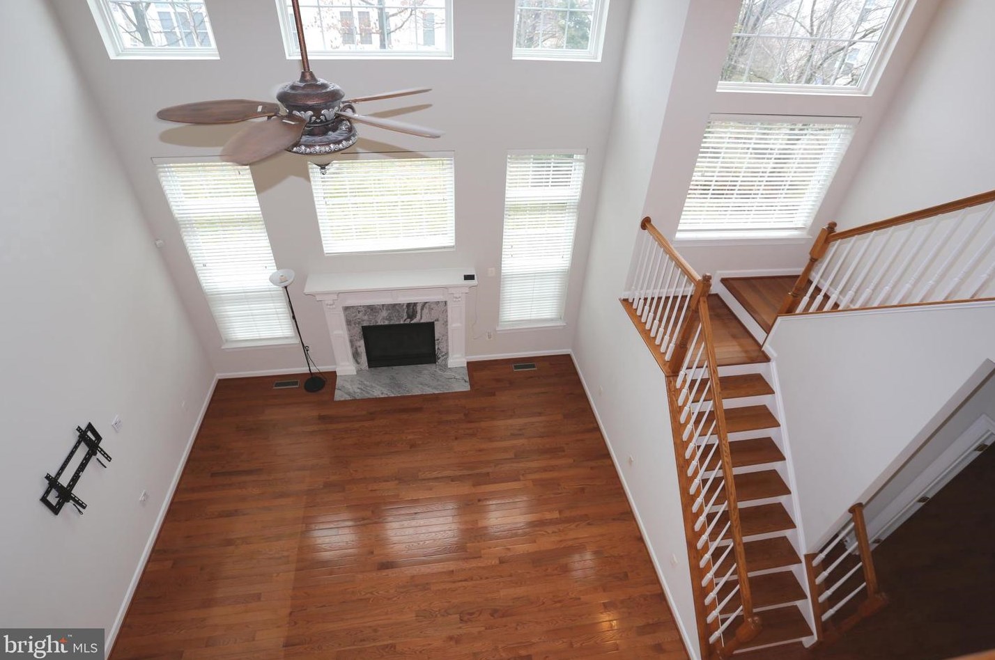 13603 Gum Spg Dr, Rockville MD 20850-3587 exterior