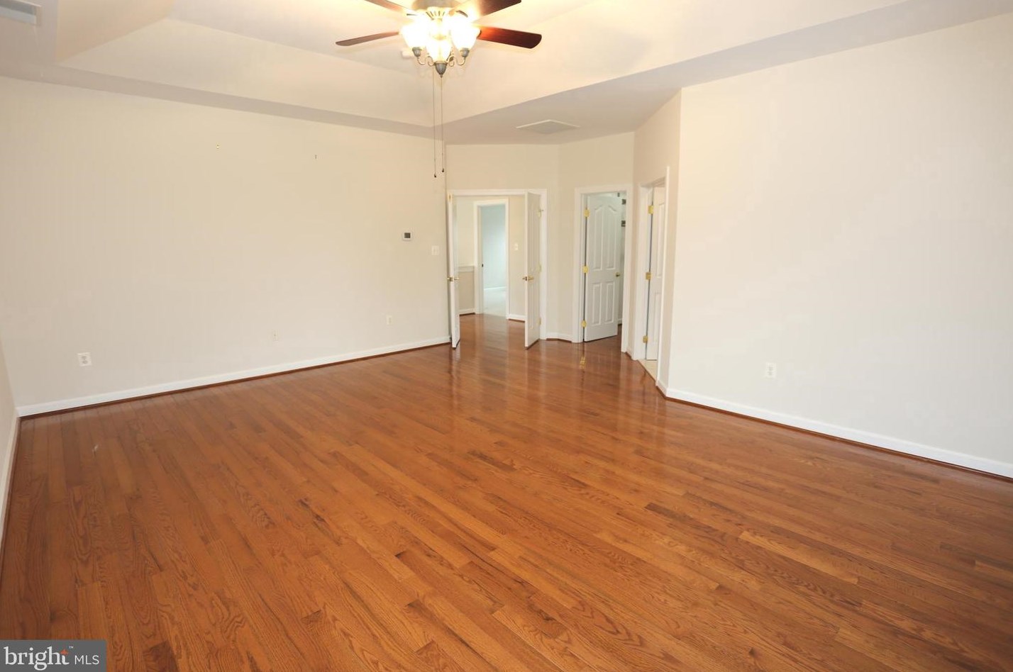 13603 Gum Spg Dr, Rockville MD 20850-3587 exterior