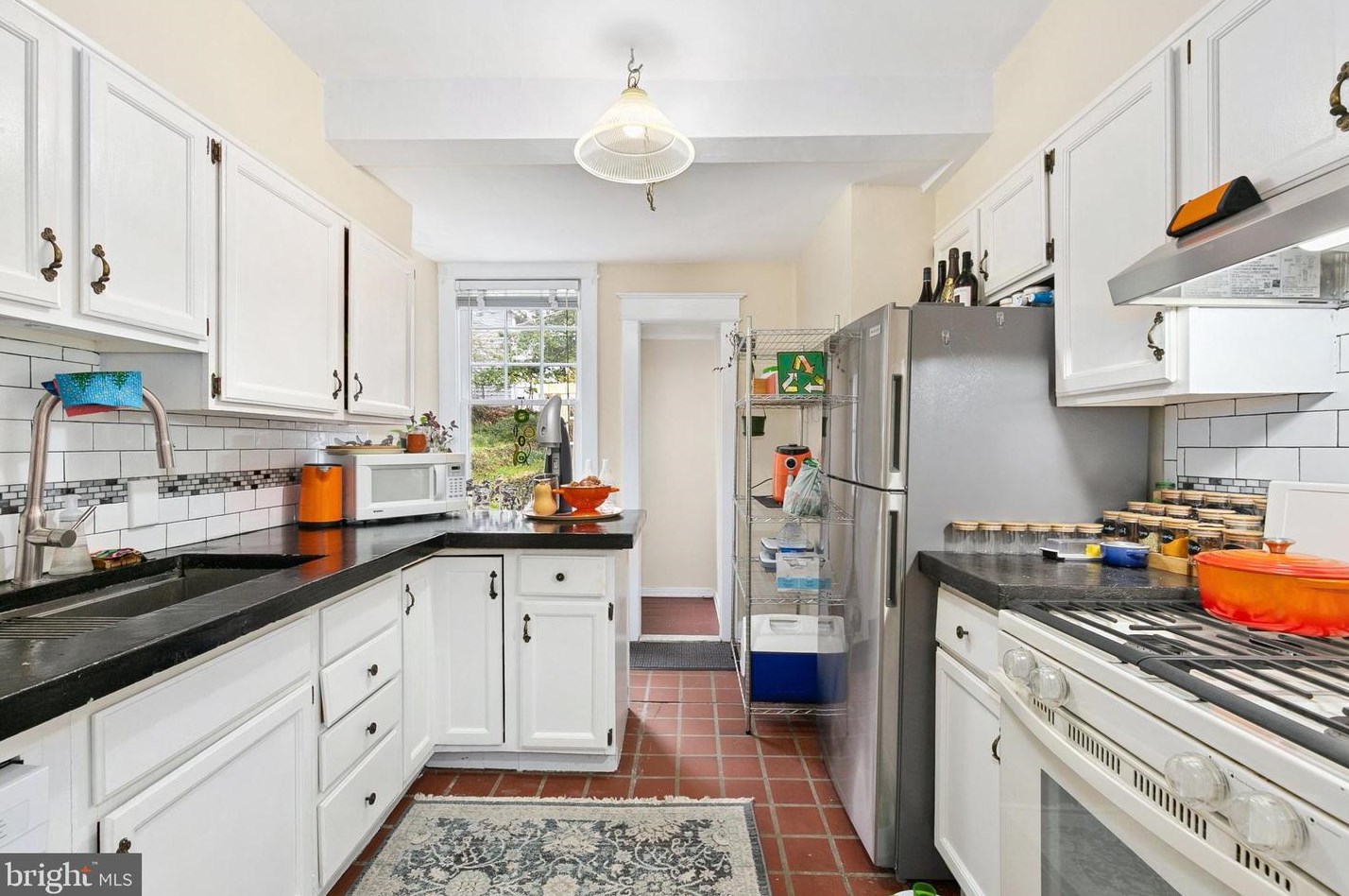 6901 Westmoreland Ave, Silver Spring MD 20912-4409 exterior