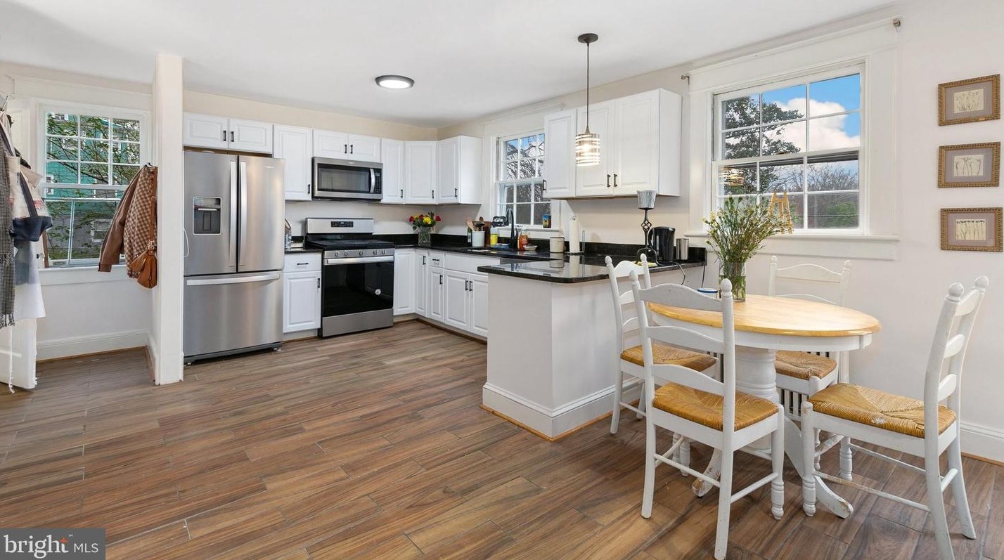 6901 Westmoreland Ave, Silver Spring MD 20912-4409 exterior