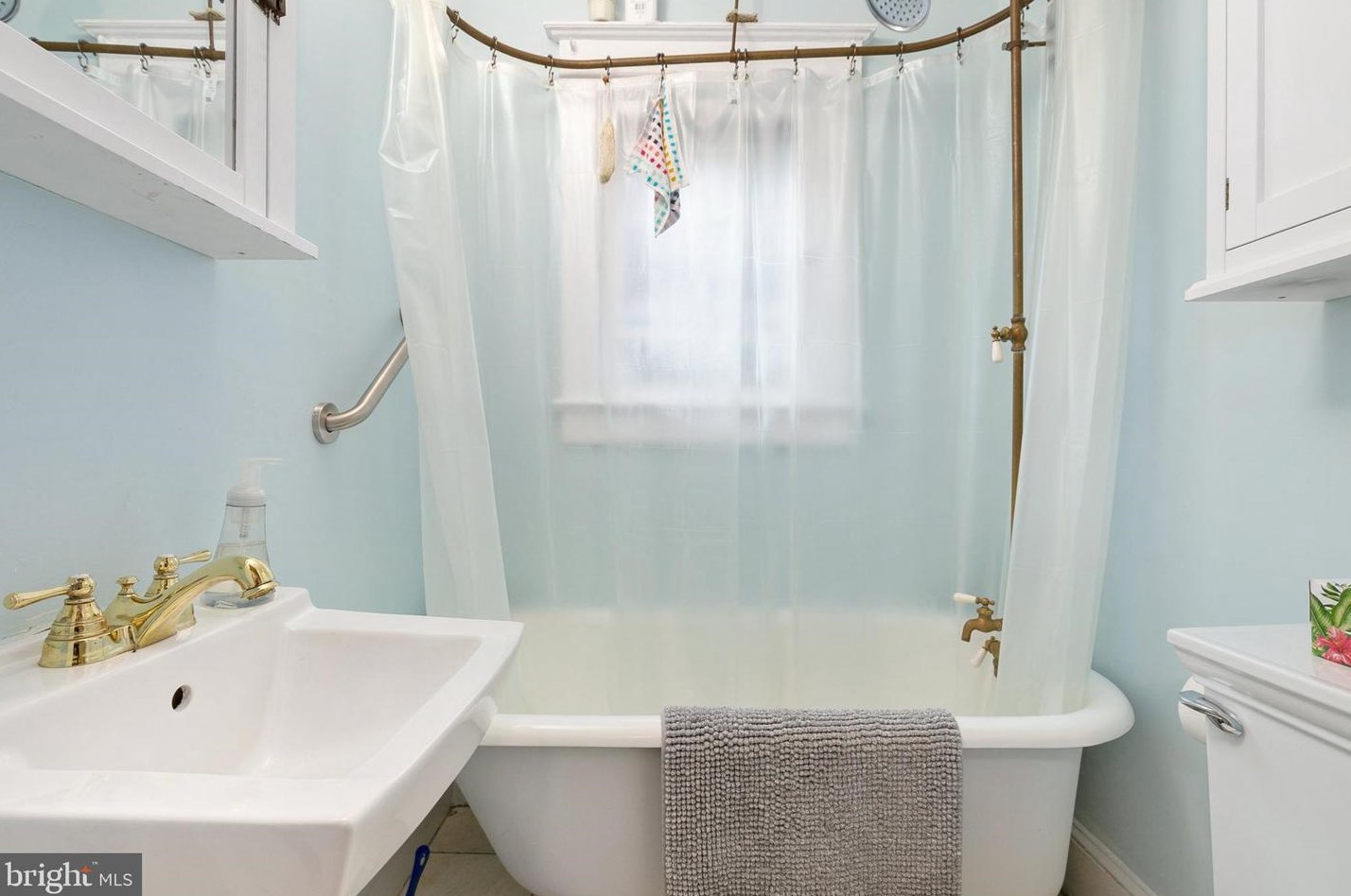 6901 Westmoreland Ave, Silver Spring MD 20912-4409 exterior