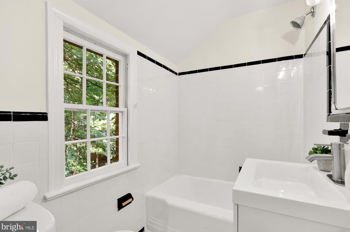 9104 Providence Ave, Silver Spring MD 20901-4914 exterior