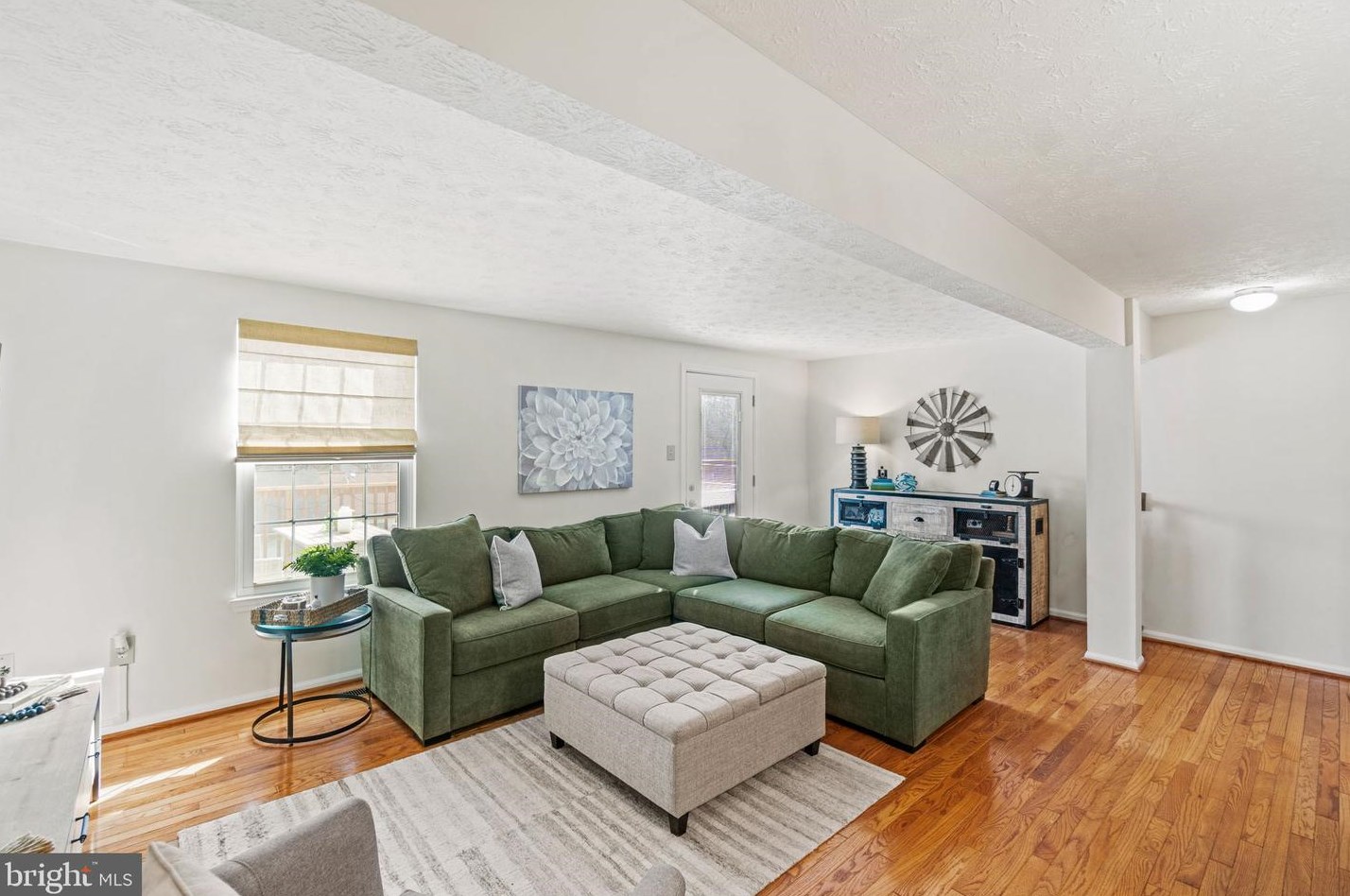 520 Palmspring Dr, Gaithersburg MD  20878-2971 exterior