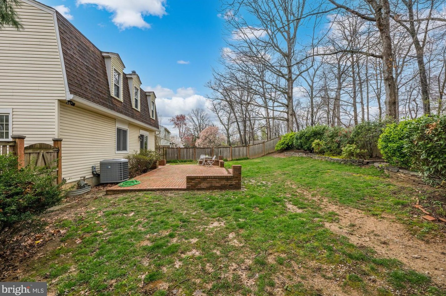 207 Summit Hall Rd, Gaithersburg MD  20877-1825 exterior