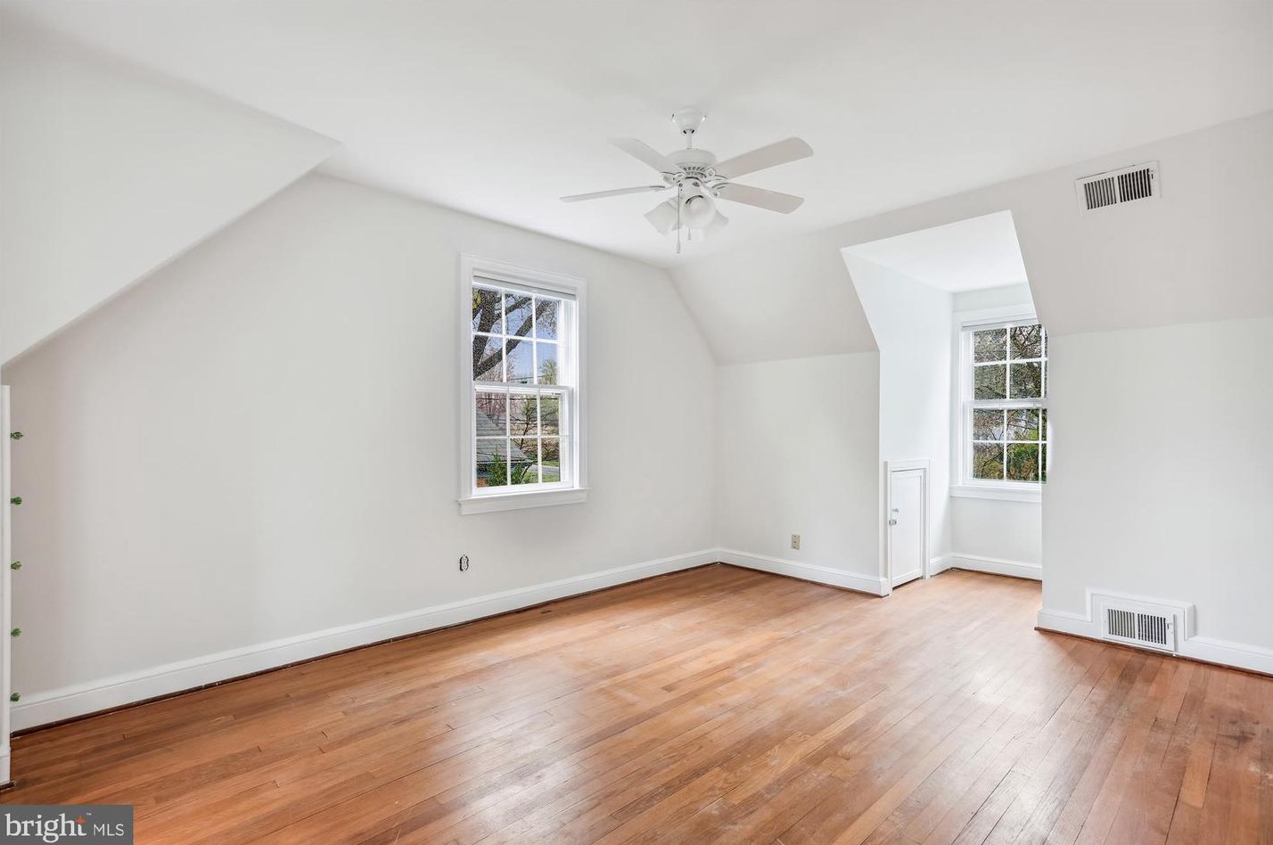 109 Williamsburg Dr, Silver Spring MD 20901-2727 exterior