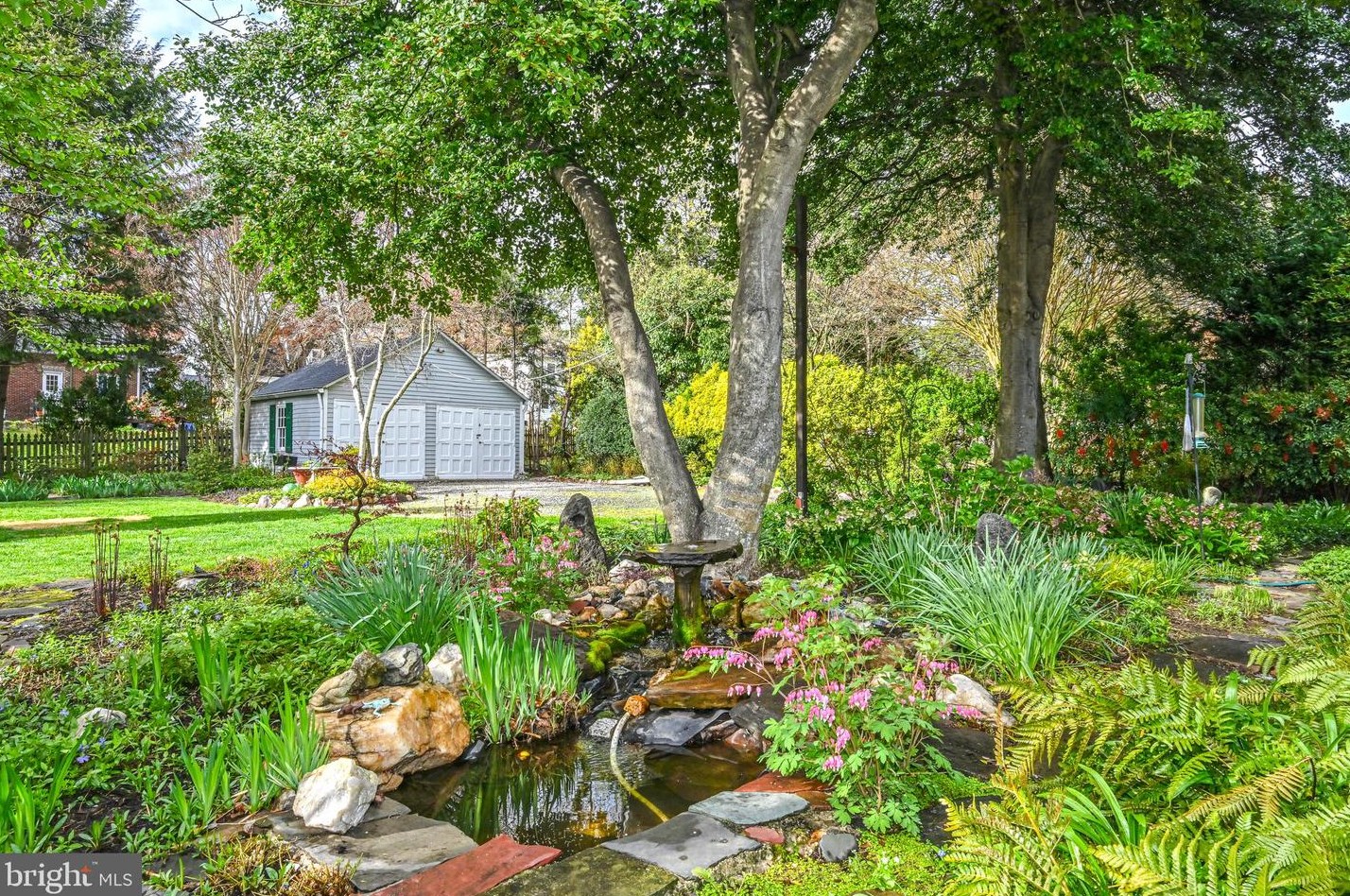 109 Williamsburg Dr, Silver Spring MD 20901-2727 exterior