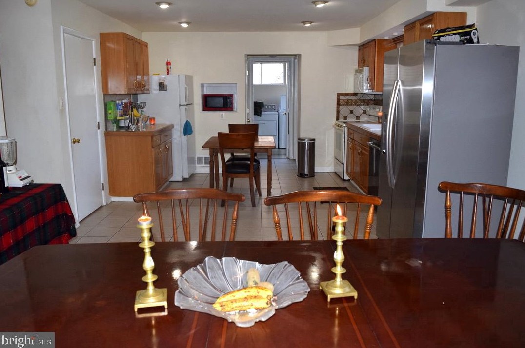 11216 Bybee St, Silver Spring MD 20902-3205 exterior