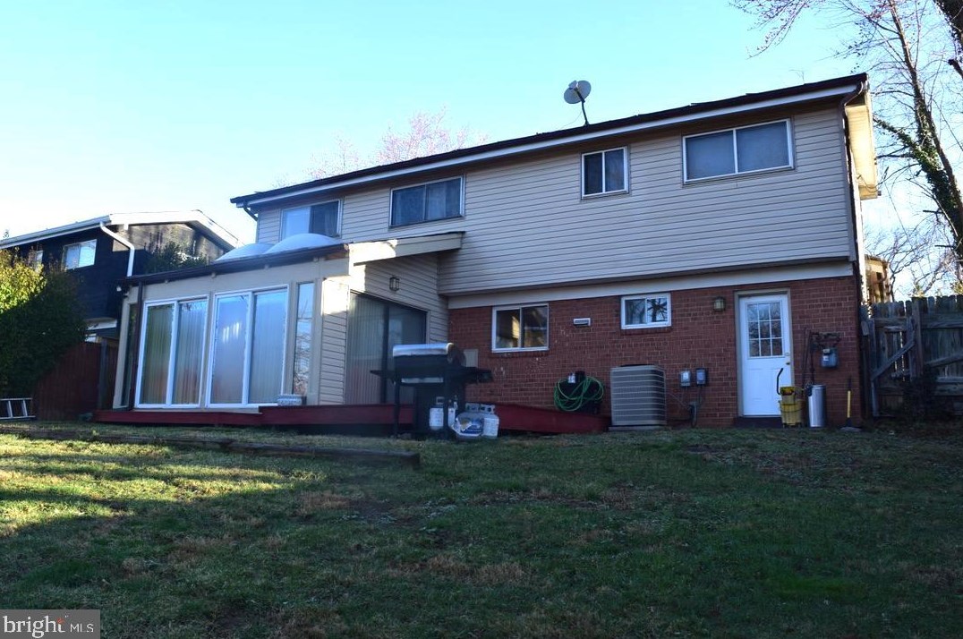 11216 Bybee St, Silver Spring MD 20902-3205 exterior