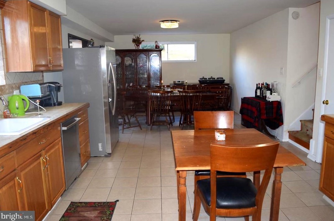 11216 Bybee St, Silver Spring MD 20902-3205 exterior