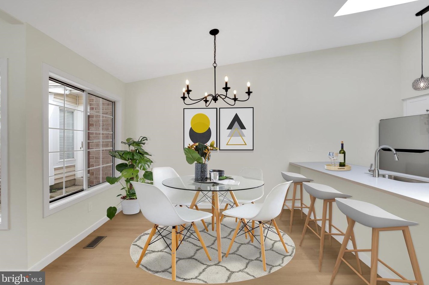 9838 Islandside Dr, Gaithersburg MD 20886-4210 exterior