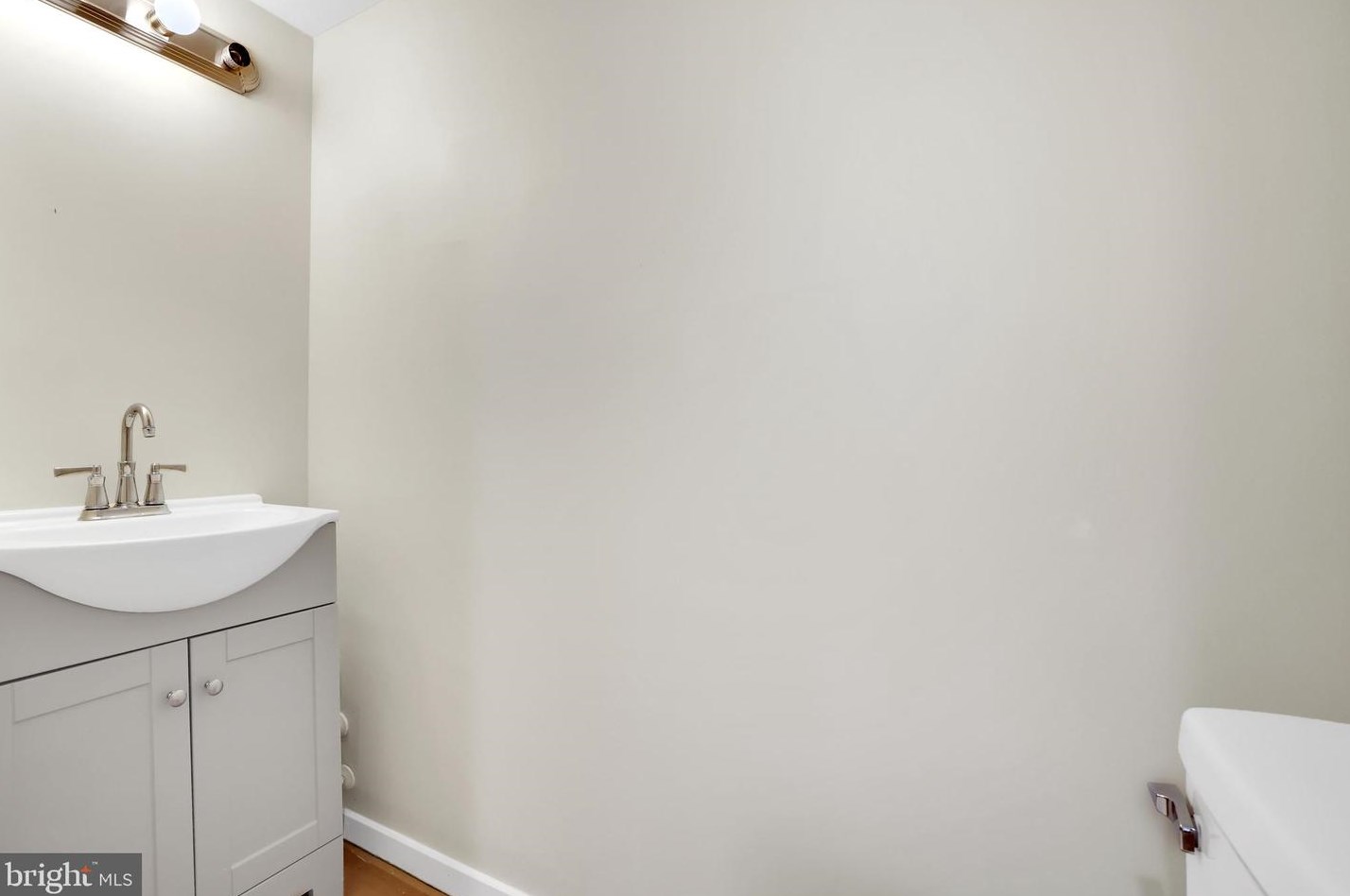 9838 Islandside Dr, Gaithersburg MD 20886-4210 exterior