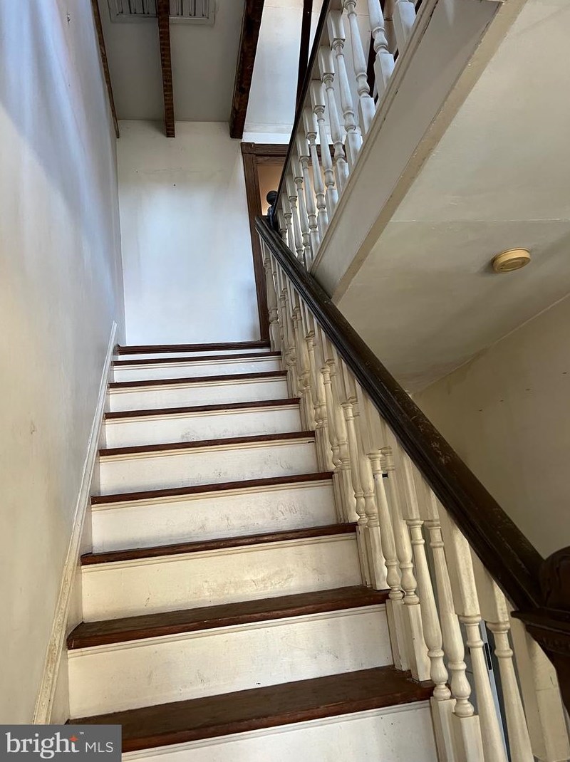 6 High St, Unity MD  20833-2500 exterior