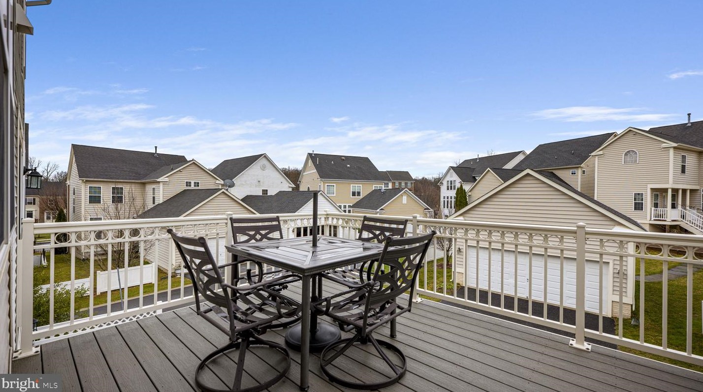 12702 Horseshoe Bend Cir, Clarksburg MD  20871-9387 exterior