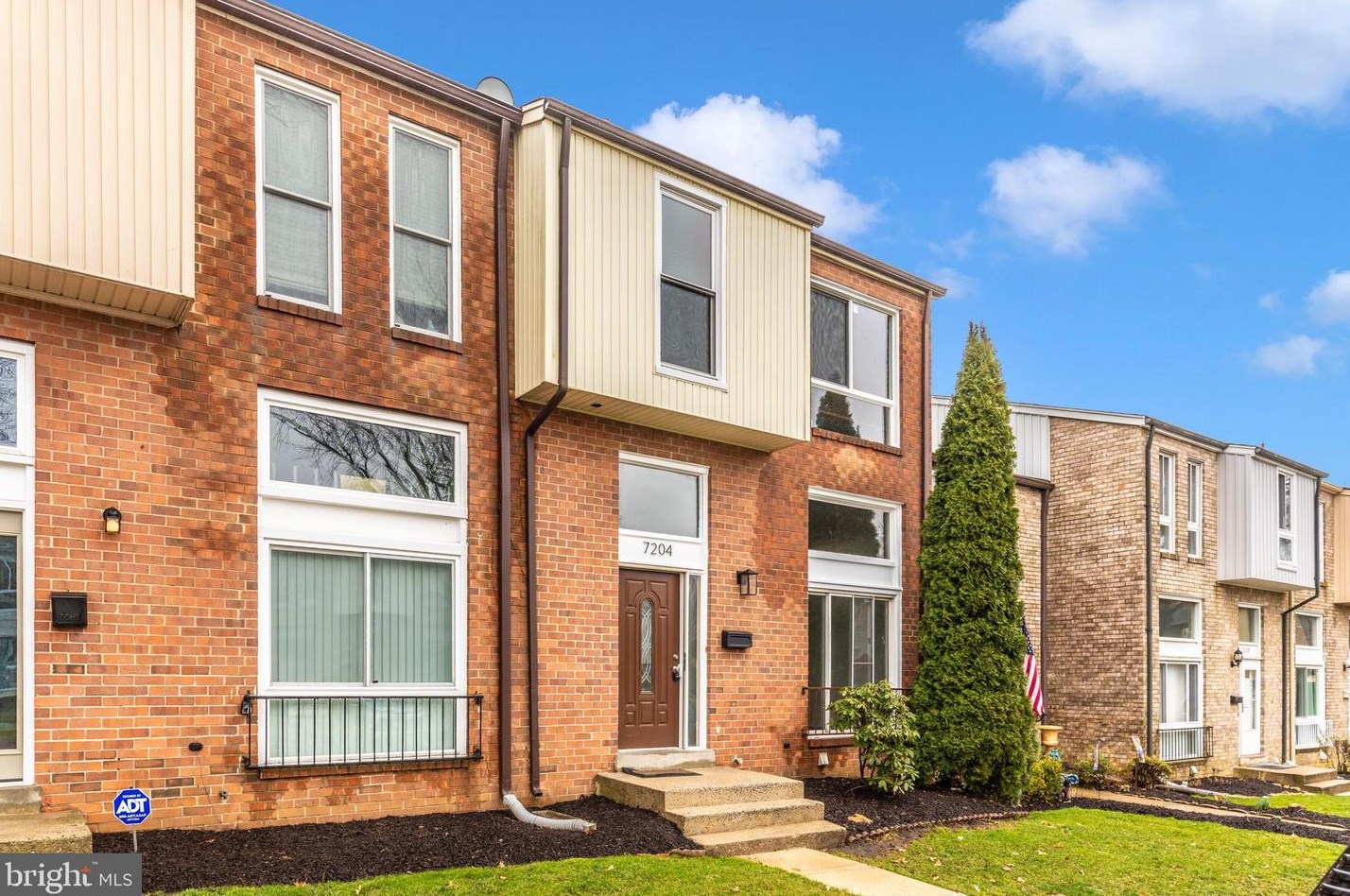 7204 Millcrest Ter, Rockville MD  20855-1232 exterior