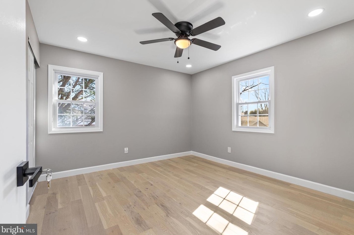 4612 Eades St, Rockville MD  20853-3021 exterior