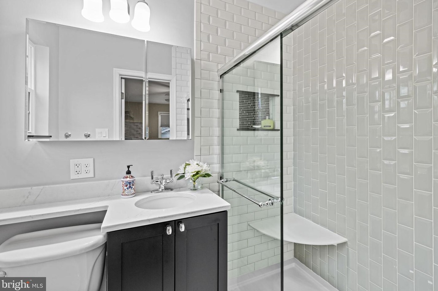 803 Venice Dr, Silver Spring MD 20904-2065 exterior