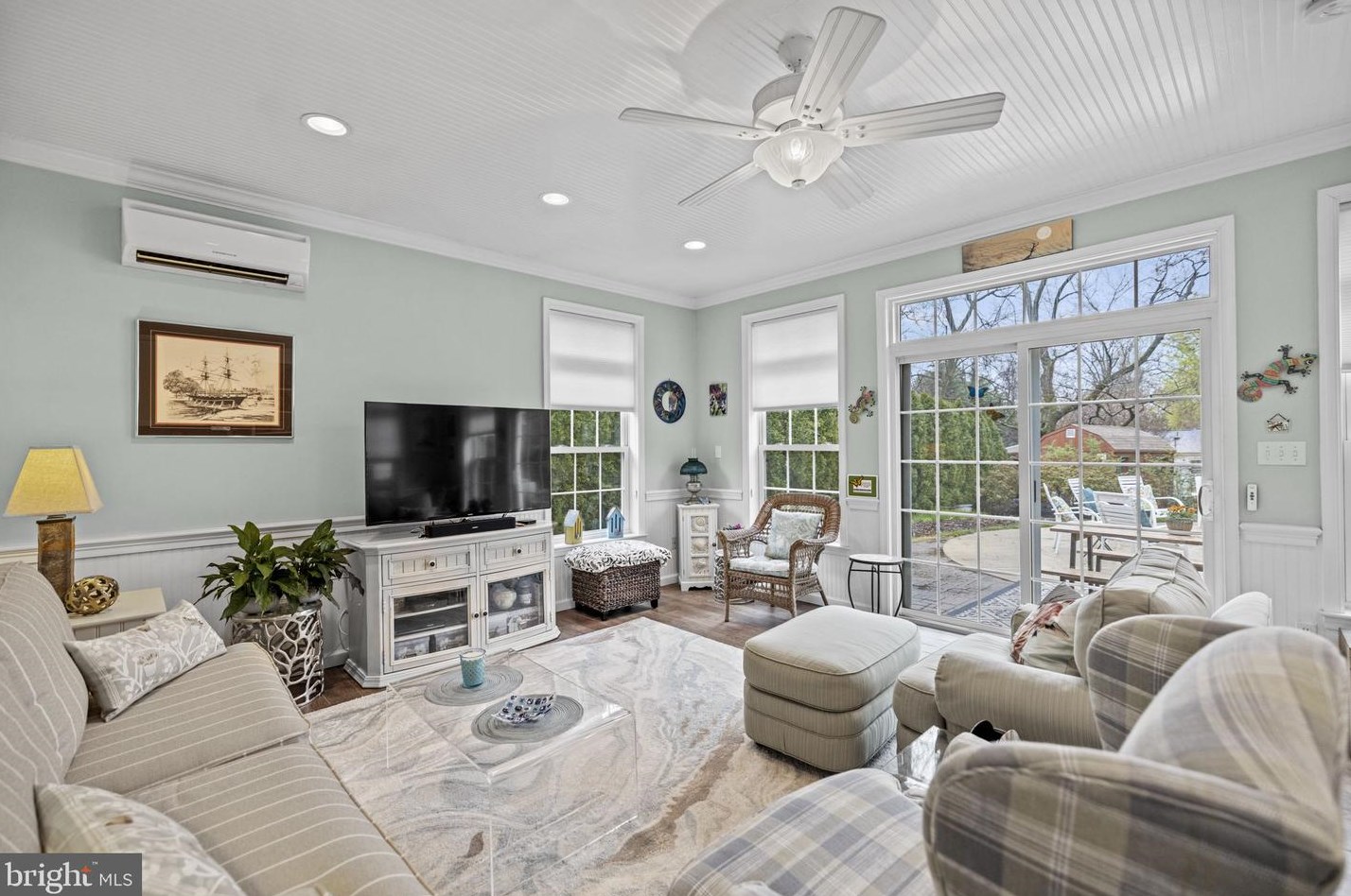 803 Venice Dr, Silver Spring MD 20904-2065 exterior