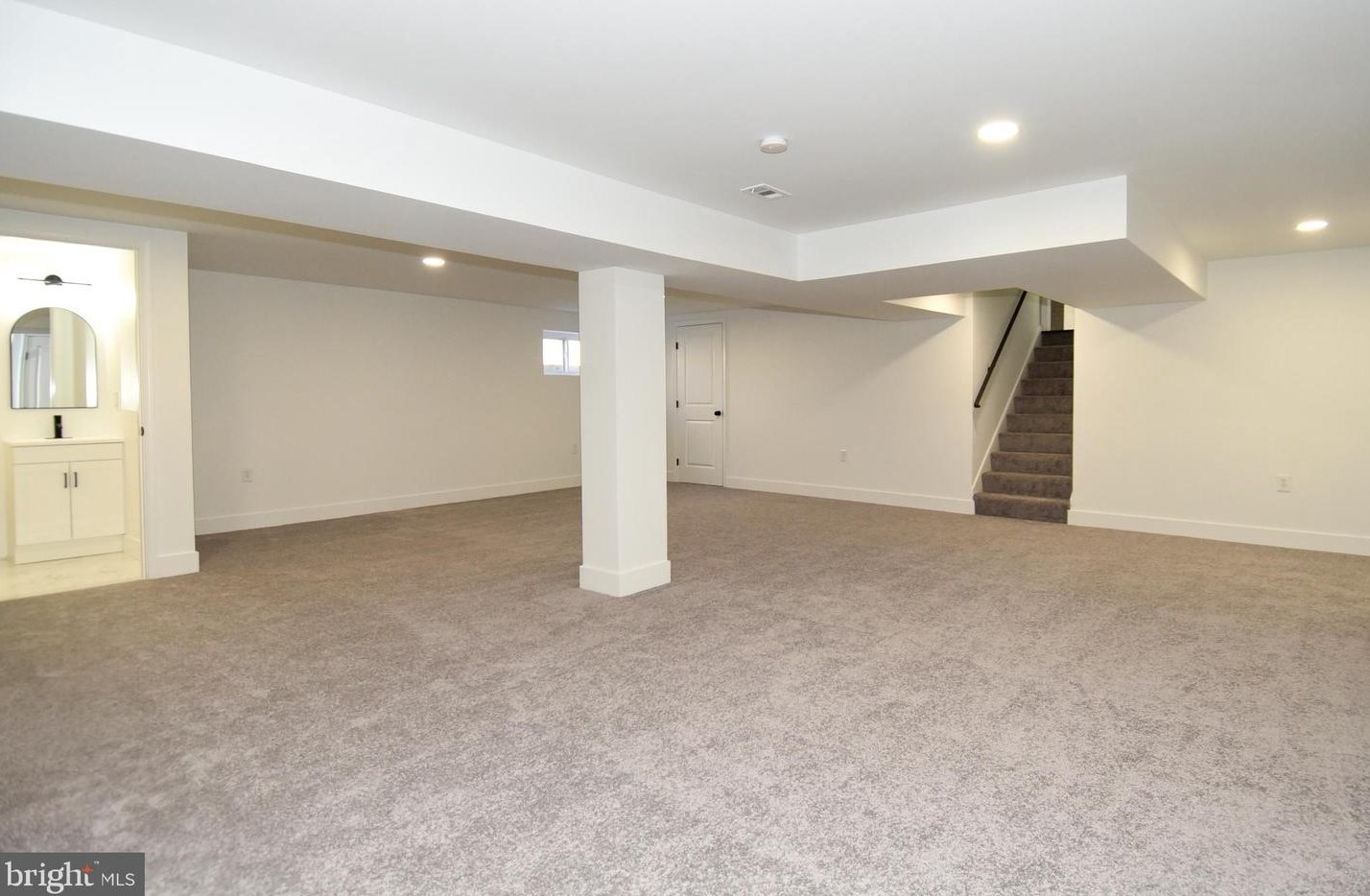 12415 Kemp Mill Rd, Silver Spring MD 20902-1717 exterior