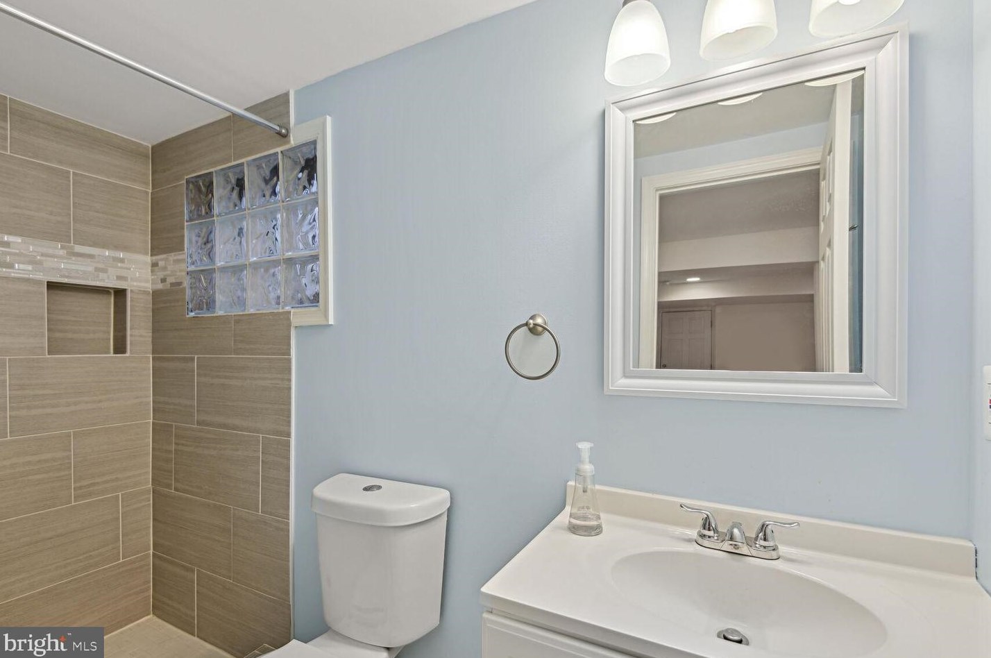 10610 Lorain Ave, Silver Spring MD  20901-1511 exterior